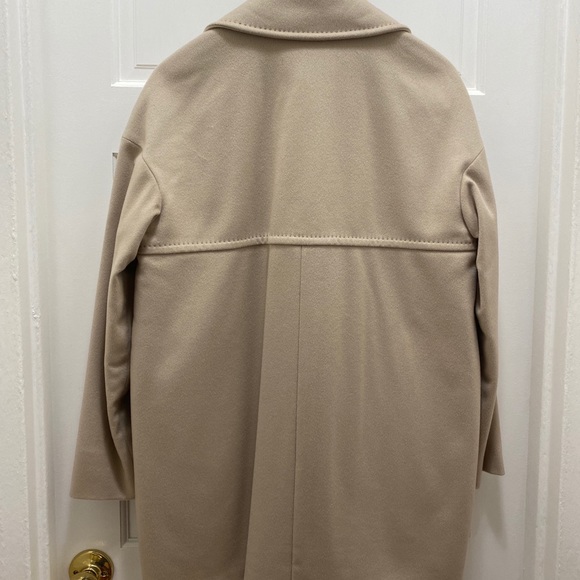 Cashmere coat by MaxMara group - Picture 2 of 8